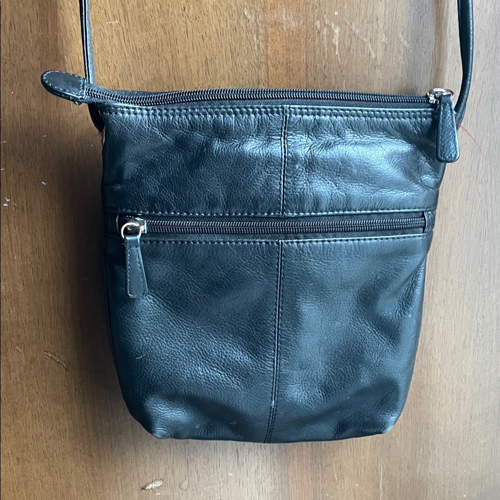 Ili NY Small Leather Crossbody Bag